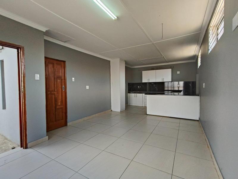 To Let Commercial Property for Rent in Mthata Eastern Cape